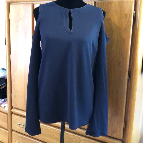 Banana republic cold shoulder navy blouse - Picture 2 of 6